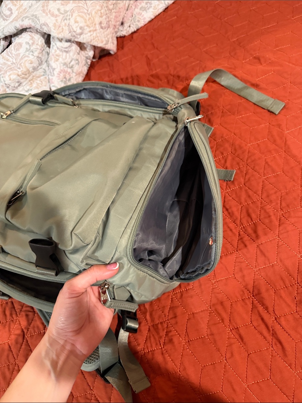 Backpack - Picture 6 of 13